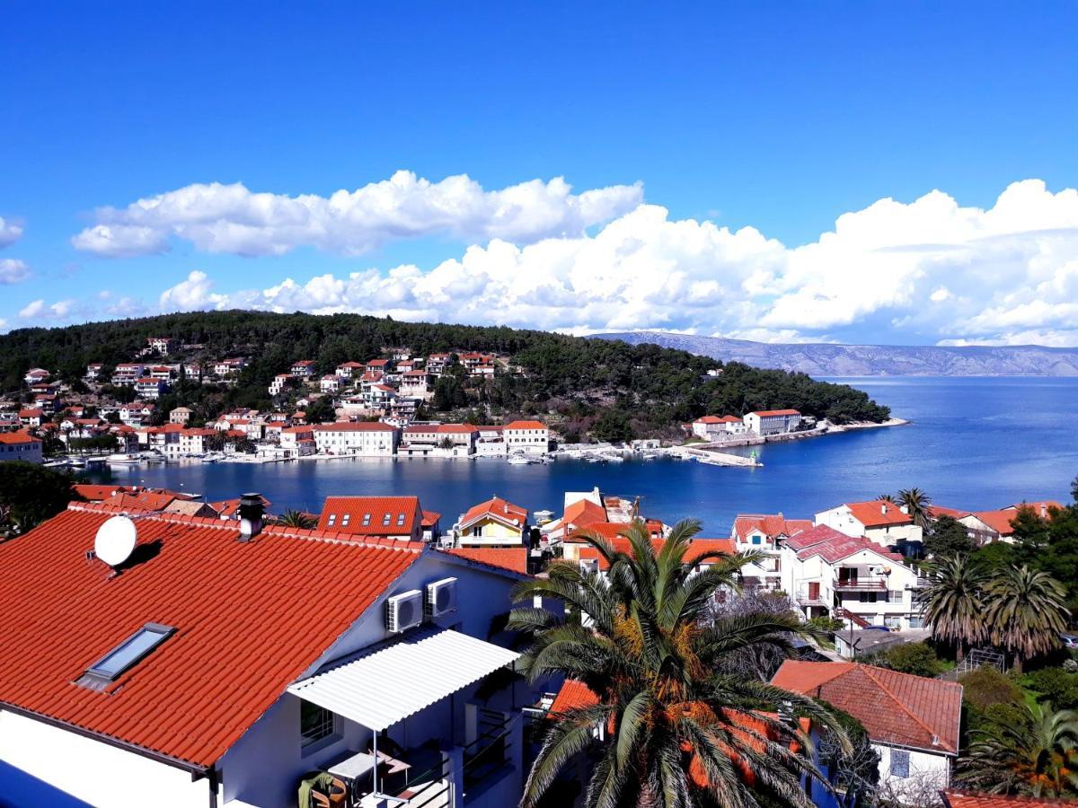 Apartments With A Parking Space Jelsa, Hvar - 8746 Елса Экстерьер фото